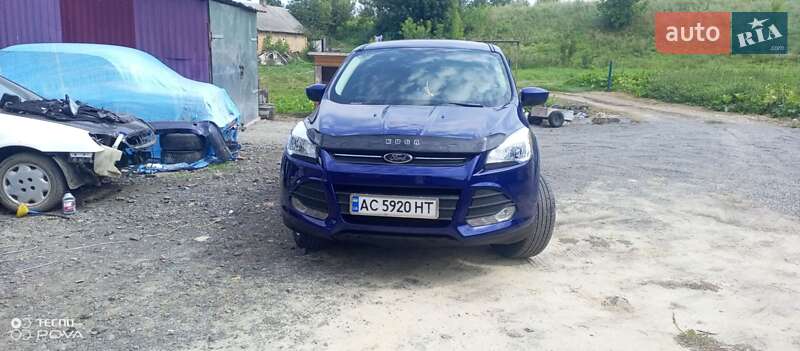 Внедорожник / Кроссовер Ford Escape 2014 в Горохове