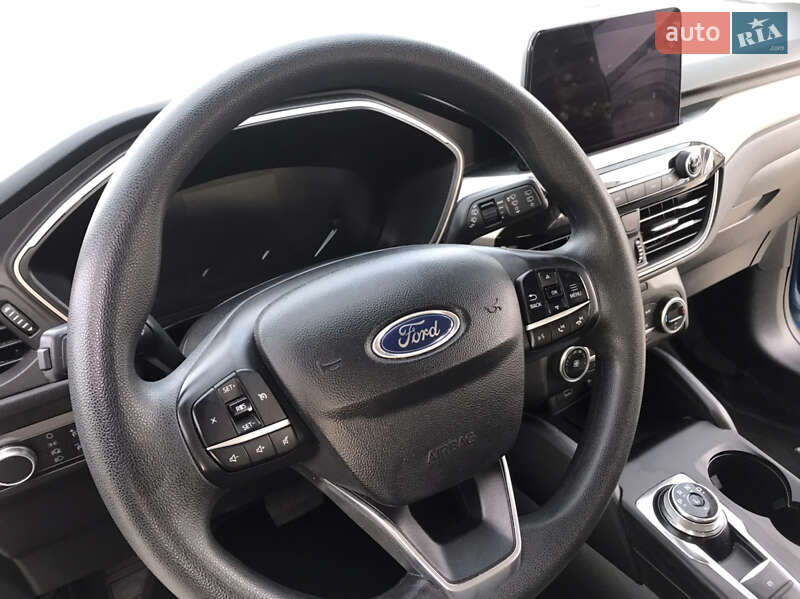 Внедорожник / Кроссовер Ford Escape 2020 в Шептицькому