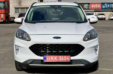Внедорожник / Кроссовер Ford Escape 2020 в 