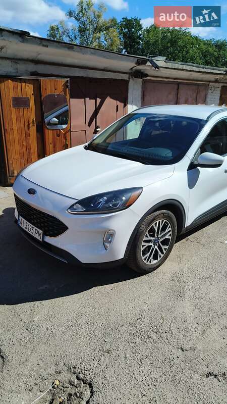 Позашляховик / Кросовер Ford Escape 2020 в Києві