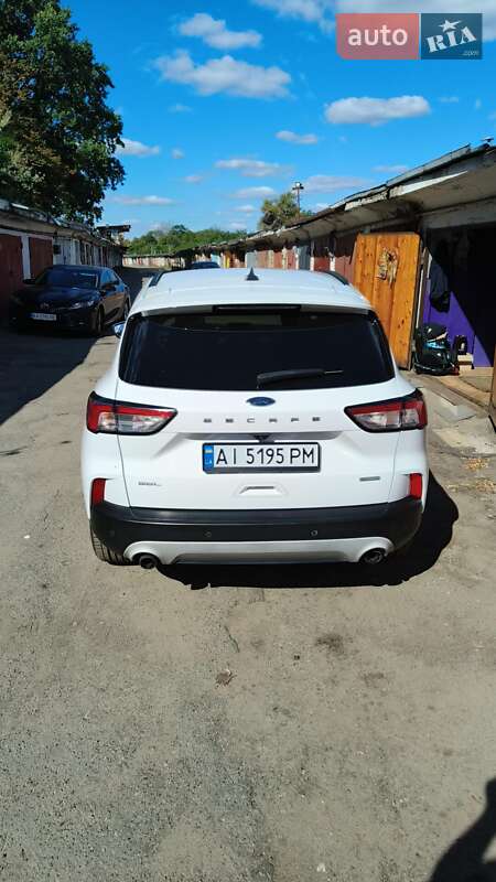 Позашляховик / Кросовер Ford Escape 2020 в Києві