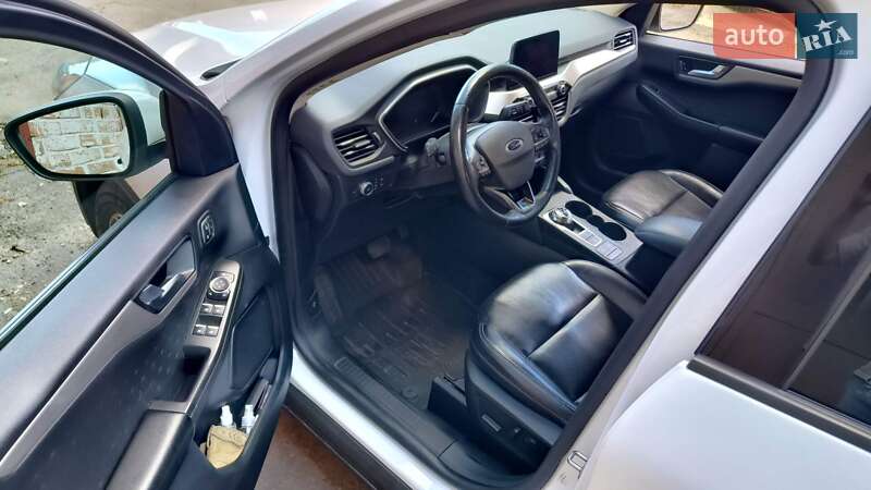 Позашляховик / Кросовер Ford Escape 2020 в Києві