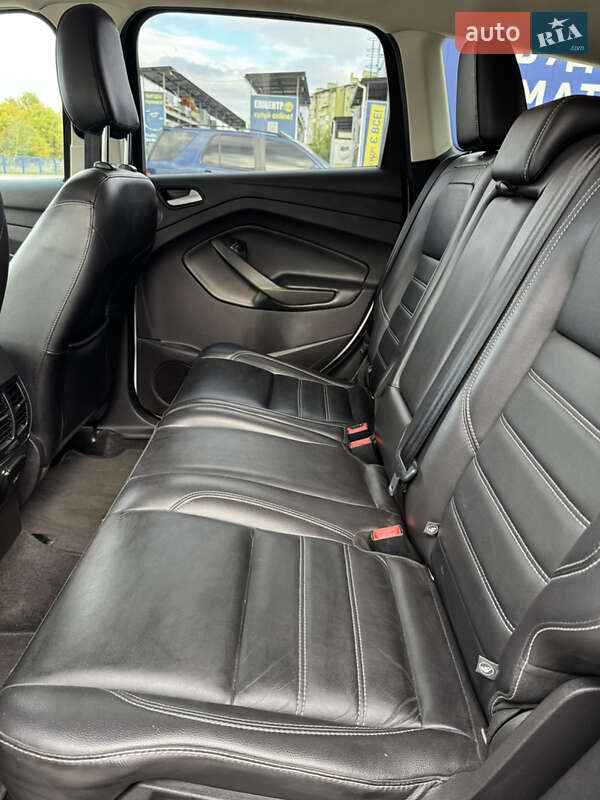 Внедорожник / Кроссовер Ford Escape 2019 в Шептицькому