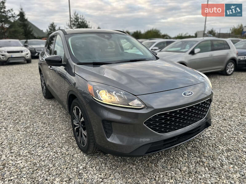 Внедорожник / Кроссовер Ford Escape 2021 в Ивано-Франковске