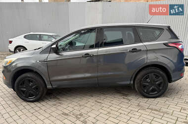 Внедорожник / Кроссовер Ford Escape 2017 в 