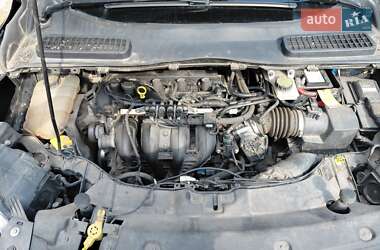 Внедорожник / Кроссовер Ford Escape 2013 в 