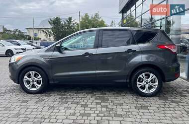 Внедорожник / Кроссовер Ford Escape 2016 в 