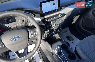 Внедорожник / Кроссовер Ford Escape 2022 в 