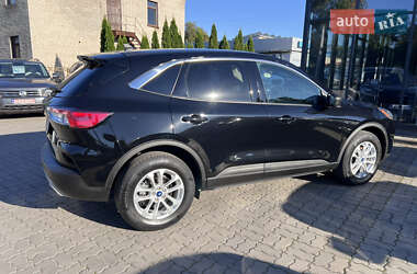 Внедорожник / Кроссовер Ford Escape 2022 в 