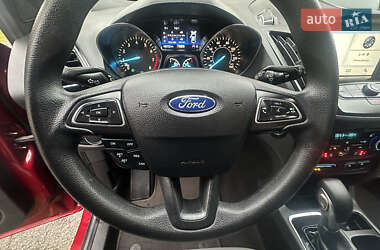 Внедорожник / Кроссовер Ford Escape 2019 в 