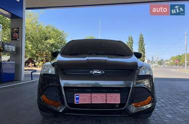 Внедорожник / Кроссовер Ford Escape 2016 в 