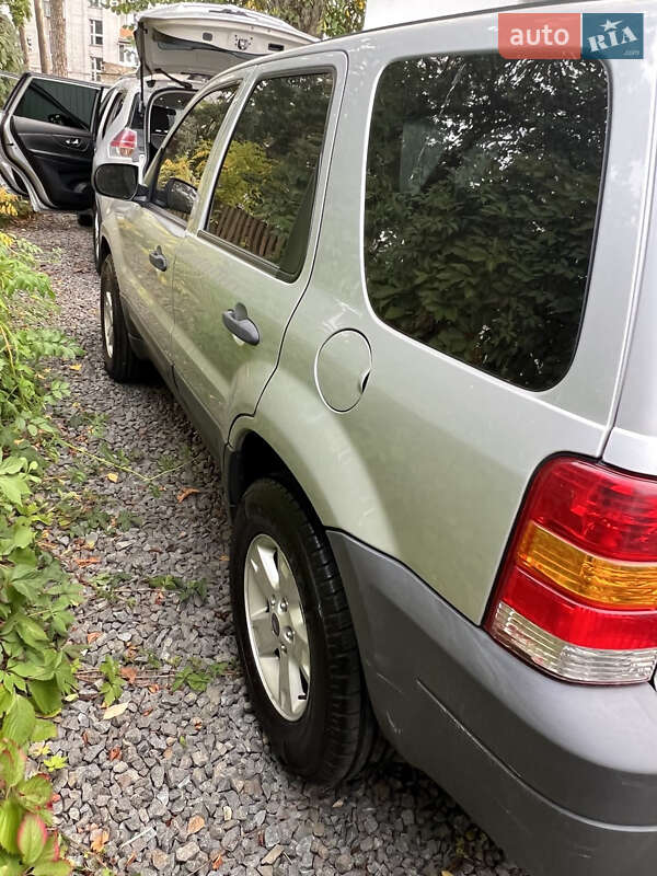 Позашляховик / Кросовер Ford Escape 2006 в Львові фото 4 Позашляховик / Кросовер Ford Escape 2006 в Львові