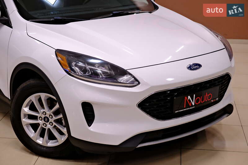 Внедорожник / Кроссовер Ford Escape 2021 в Одессе