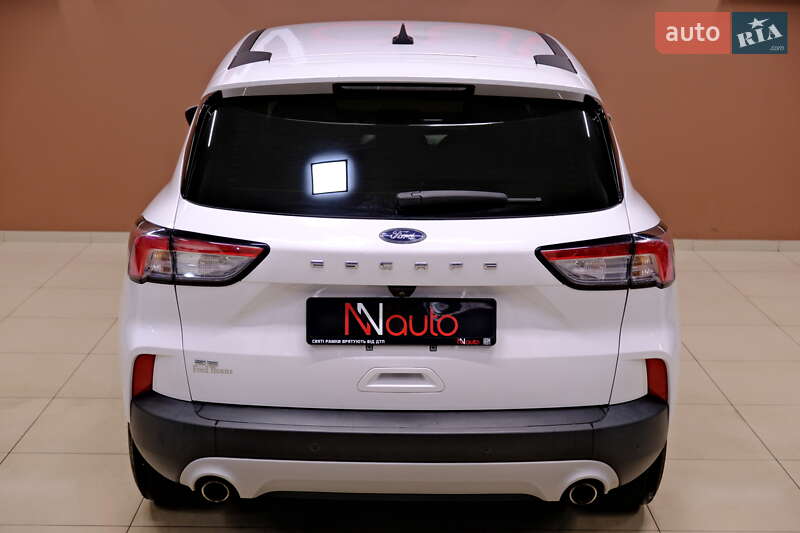 Внедорожник / Кроссовер Ford Escape 2021 в Одессе