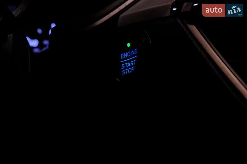 Внедорожник / Кроссовер Ford Escape 2021 в Одессе