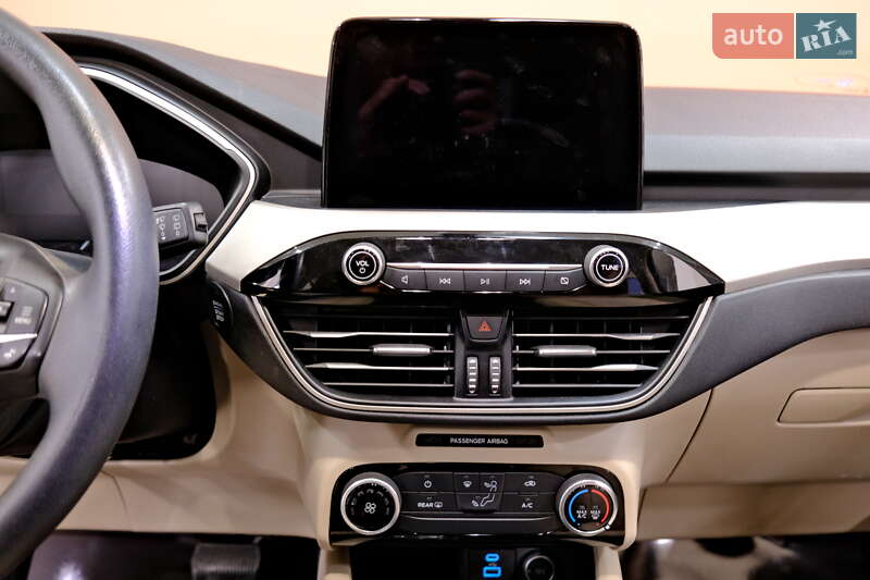 Внедорожник / Кроссовер Ford Escape 2021 в Одессе