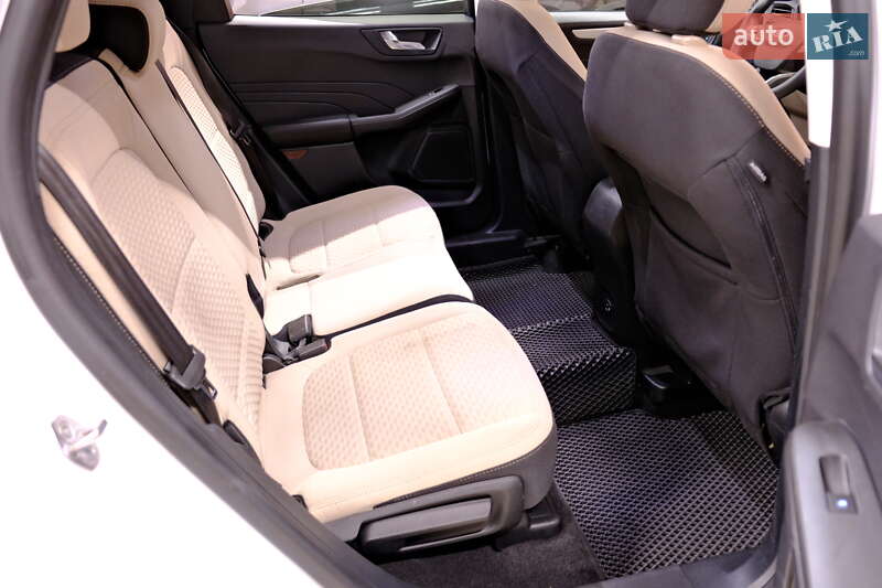 Внедорожник / Кроссовер Ford Escape 2021 в Одессе