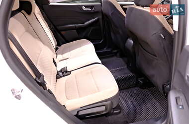 Внедорожник / Кроссовер Ford Escape 2021 в 