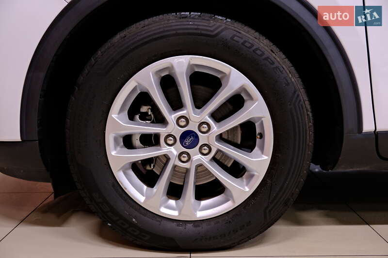 Внедорожник / Кроссовер Ford Escape 2021 в Одессе