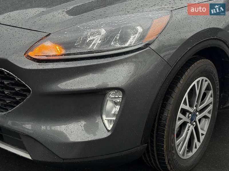 Внедорожник / Кроссовер Ford Escape 2021 в Ровно