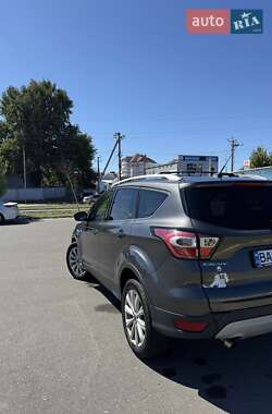 Внедорожник / Кроссовер Ford Escape 2017 в 