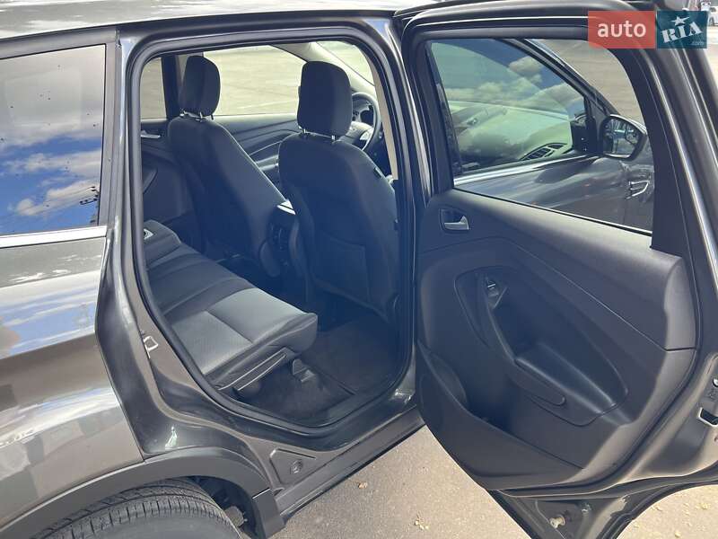 Внедорожник / Кроссовер Ford Escape 2018 в Киеве