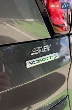 Позашляховик / Кросовер Ford Escape 2018 в 
