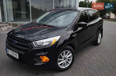 Внедорожник / Кроссовер Ford Escape 2017 в 