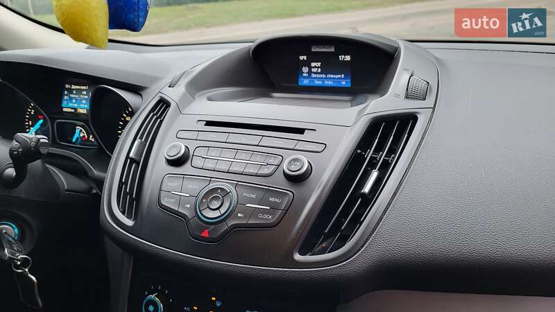 Внедорожник / Кроссовер Ford Escape 2017 в Каменском