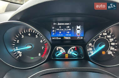 Внедорожник / Кроссовер Ford Escape 2017 в 
