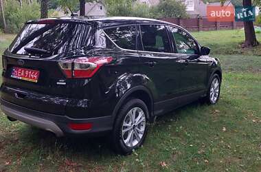 Позашляховик / Кросовер Ford Escape 2017 в 