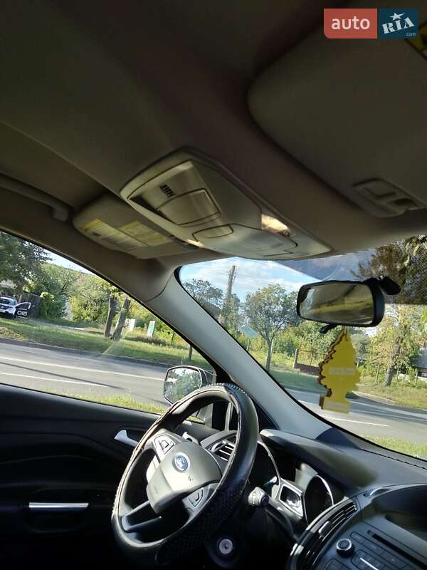 Позашляховик / Кросовер Ford Escape 2016 в Харкові