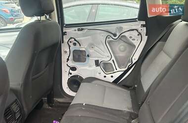 Внедорожник / Кроссовер Ford Escape 2017 в 