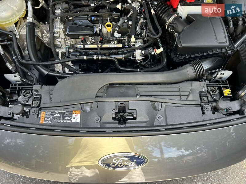 Внедорожник / Кроссовер Ford Escape 2022 в Киеве