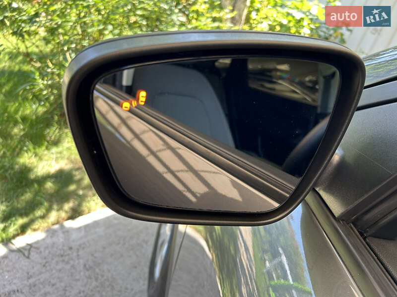 Внедорожник / Кроссовер Ford Escape 2022 в Киеве