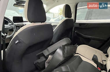 Внедорожник / Кроссовер Ford Escape 2022 в 