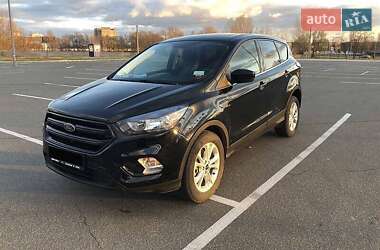Внедорожник / Кроссовер Ford Escape 2017 в Львове