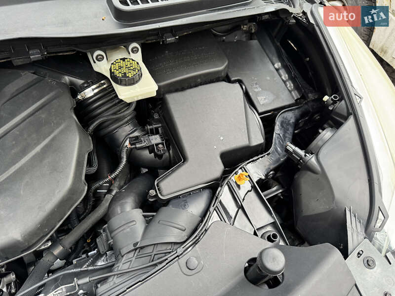 Внедорожник / Кроссовер Ford Escape 2013 в Тернополе