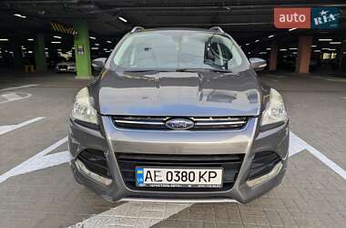 Позашляховик / Кросовер Ford Escape 2014 в 