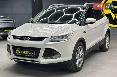 Внедорожник / Кроссовер Ford Escape 2015 в 