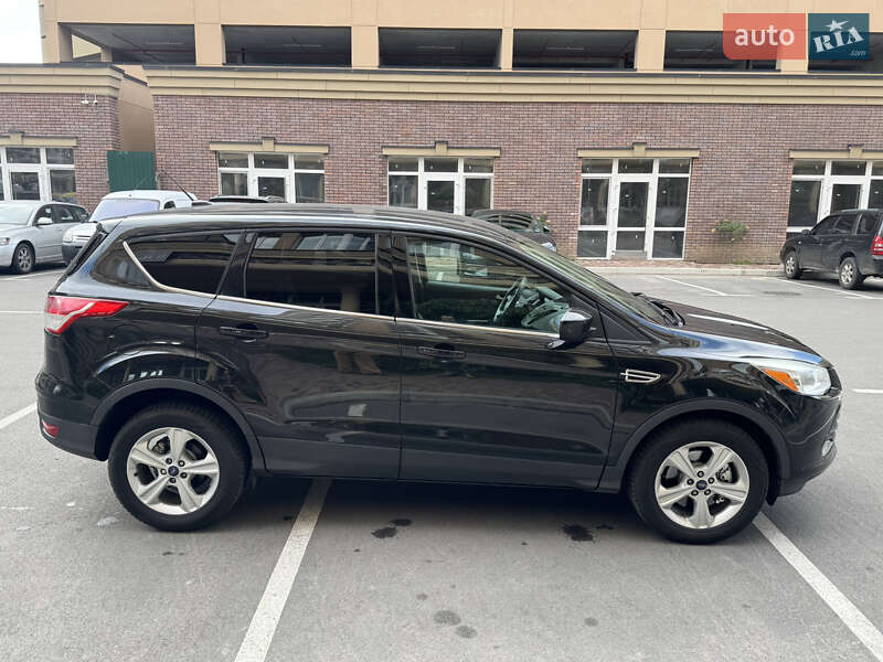 Внедорожник / Кроссовер Ford Escape 2014 в Киеве