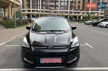 Позашляховик / Кросовер Ford Escape 2014 в 
