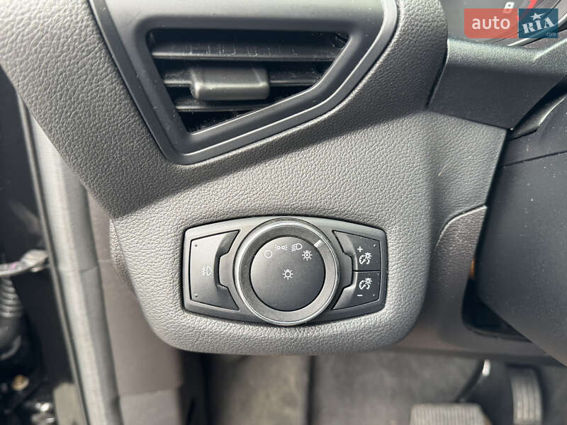 Внедорожник / Кроссовер Ford Escape 2014 в Киеве