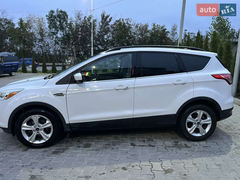 Внедорожник / Кроссовер Ford Escape 2016 в Тернополе