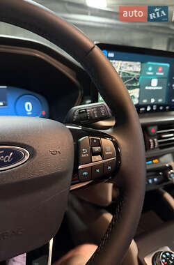 Внедорожник / Кроссовер Ford Escape 2024 в 