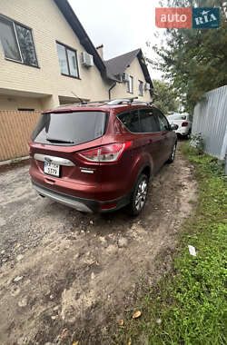 Внедорожник / Кроссовер Ford Escape 2013 в 