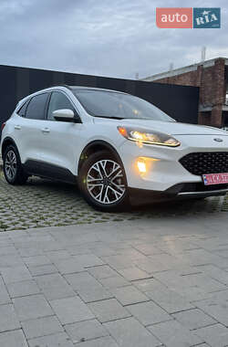 Внедорожник / Кроссовер Ford Escape 2020 в Хмельницком