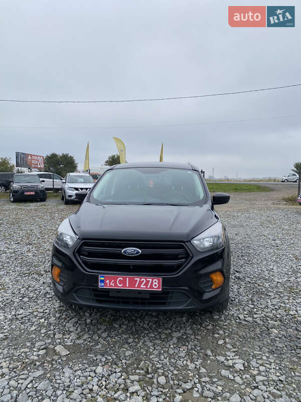 Внедорожник / Кроссовер Ford Escape 2017 в Львове