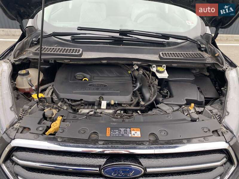 Внедорожник / Кроссовер Ford Escape 2016 в Киеве