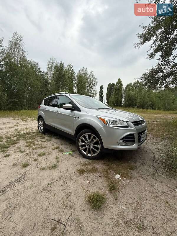 Внедорожник / Кроссовер Ford Escape 2015 в Киеве
